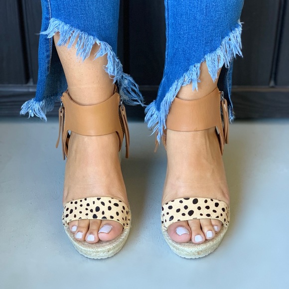 NIB Jute Calf Hair Leopard Leather Wedge Sandal - Picture 4 of 5